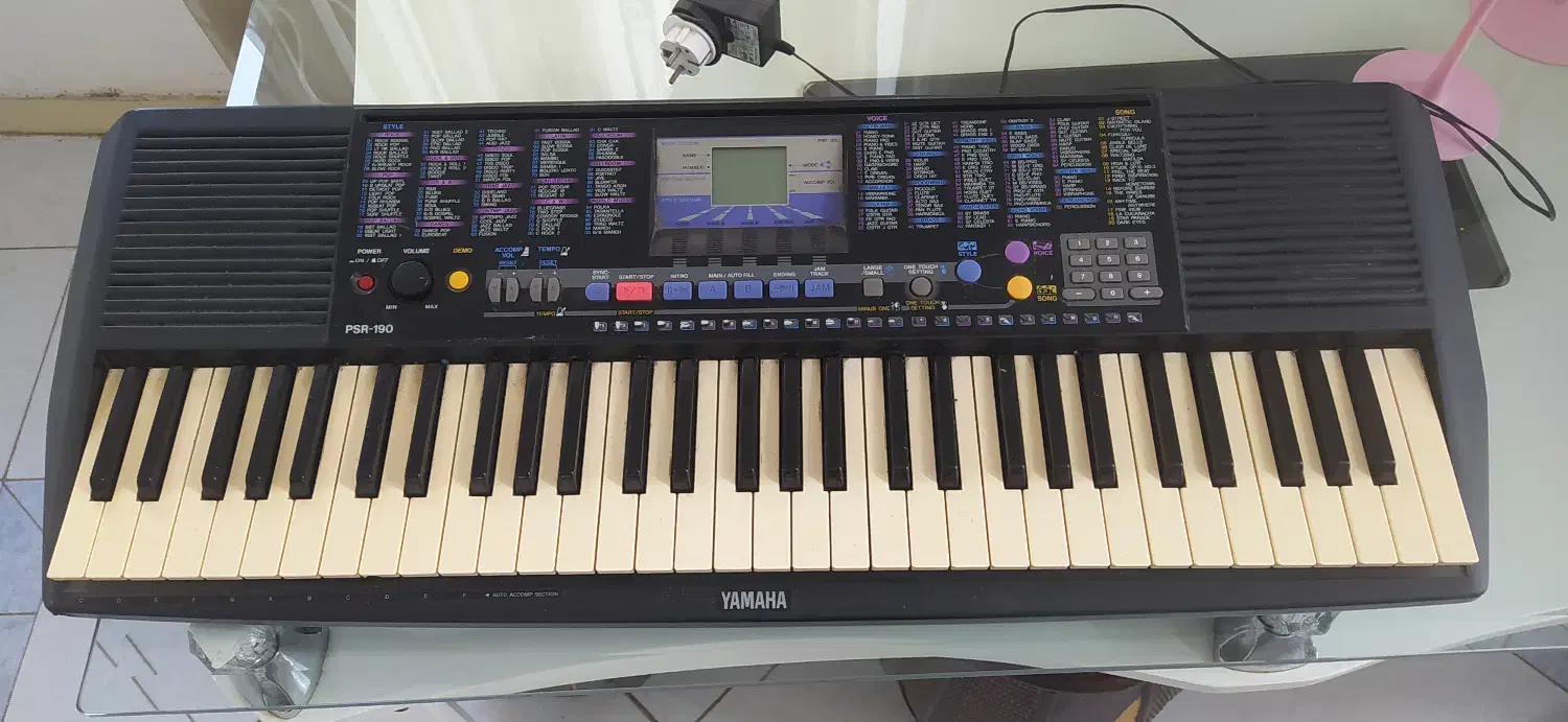 کیبورد یاماها|پیانو، کیبورد، آکاردئون|آمل, |دیوار