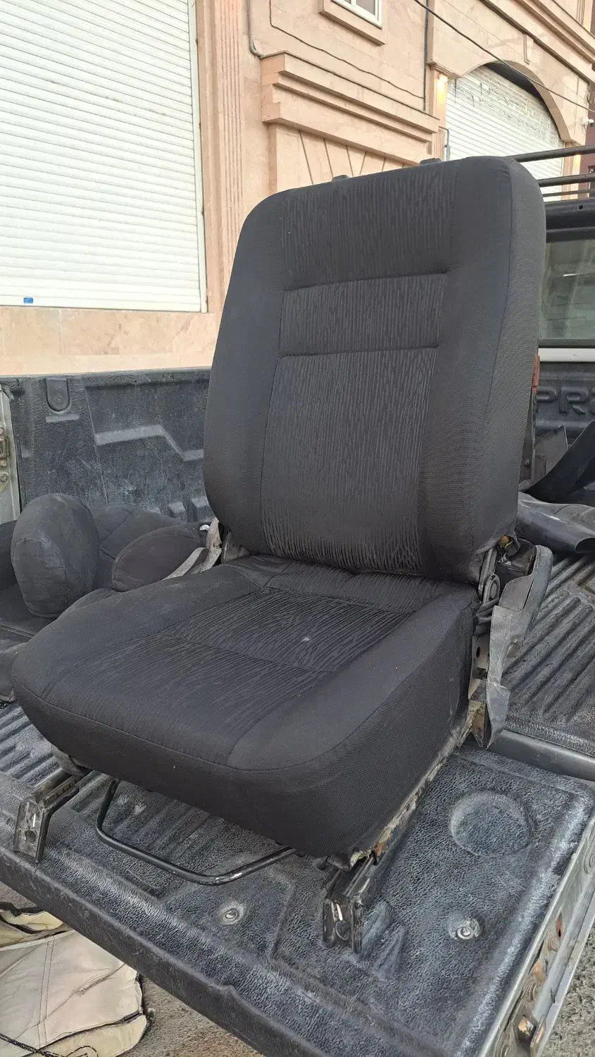 صندلی کاپرا|قطعات یدکی و لوازم جانبی|بومهن, |دیوار