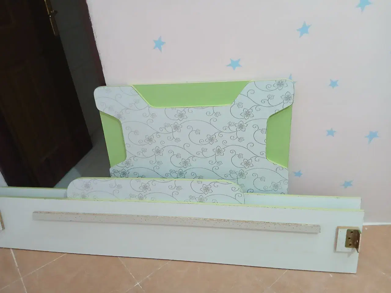 سرویس خواب|تخت و سرویس خواب|مشهد, چهارچشمه|دیوار