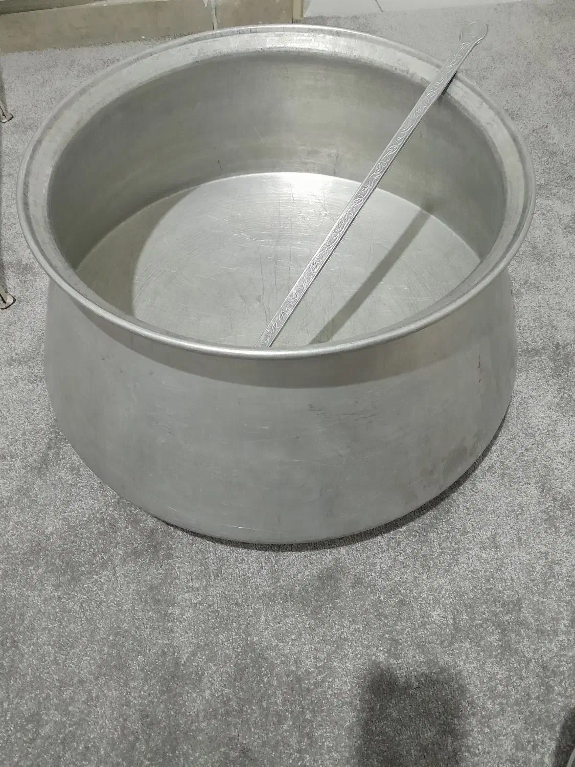 دیگ با کفگیر|ظروف پخت‌وپز|دماوند, مسکن مهر گیلاوند|دیوار