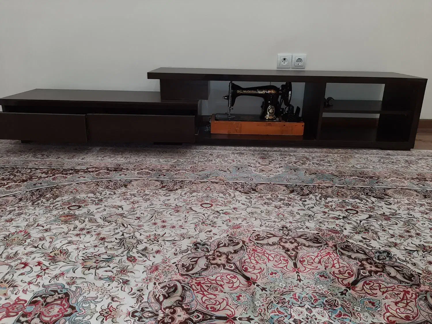 میز تلوزیون|میز تلویزیون|فردیس, سرحد آباد|دیوار