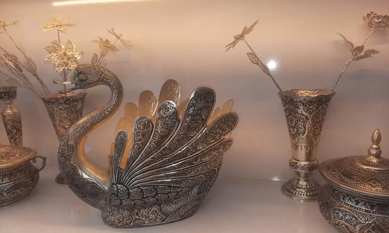 گمشده|اشیا|یزد, |دیوار