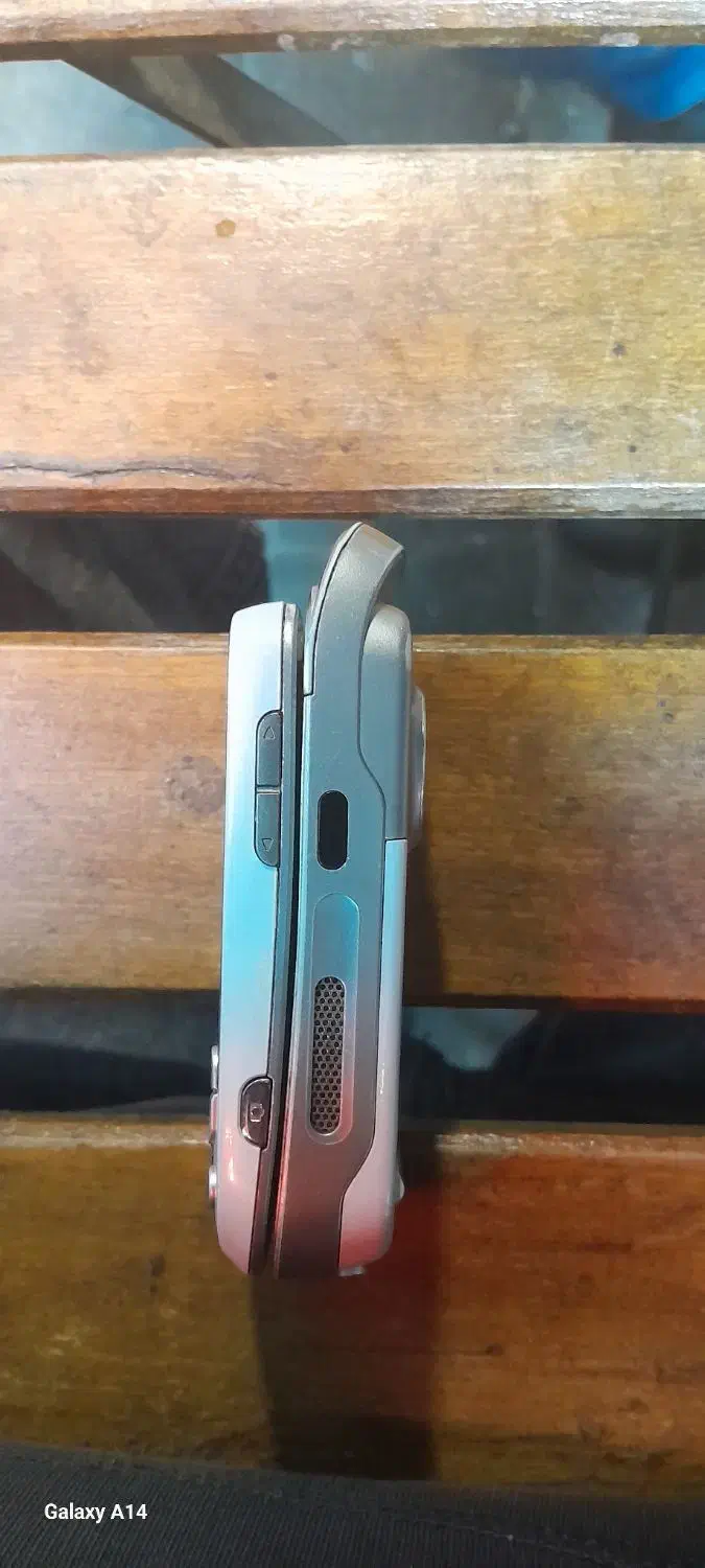 گوشی سونی‌اریکسون w550|موبایل|تهران, دردشت|دیوار