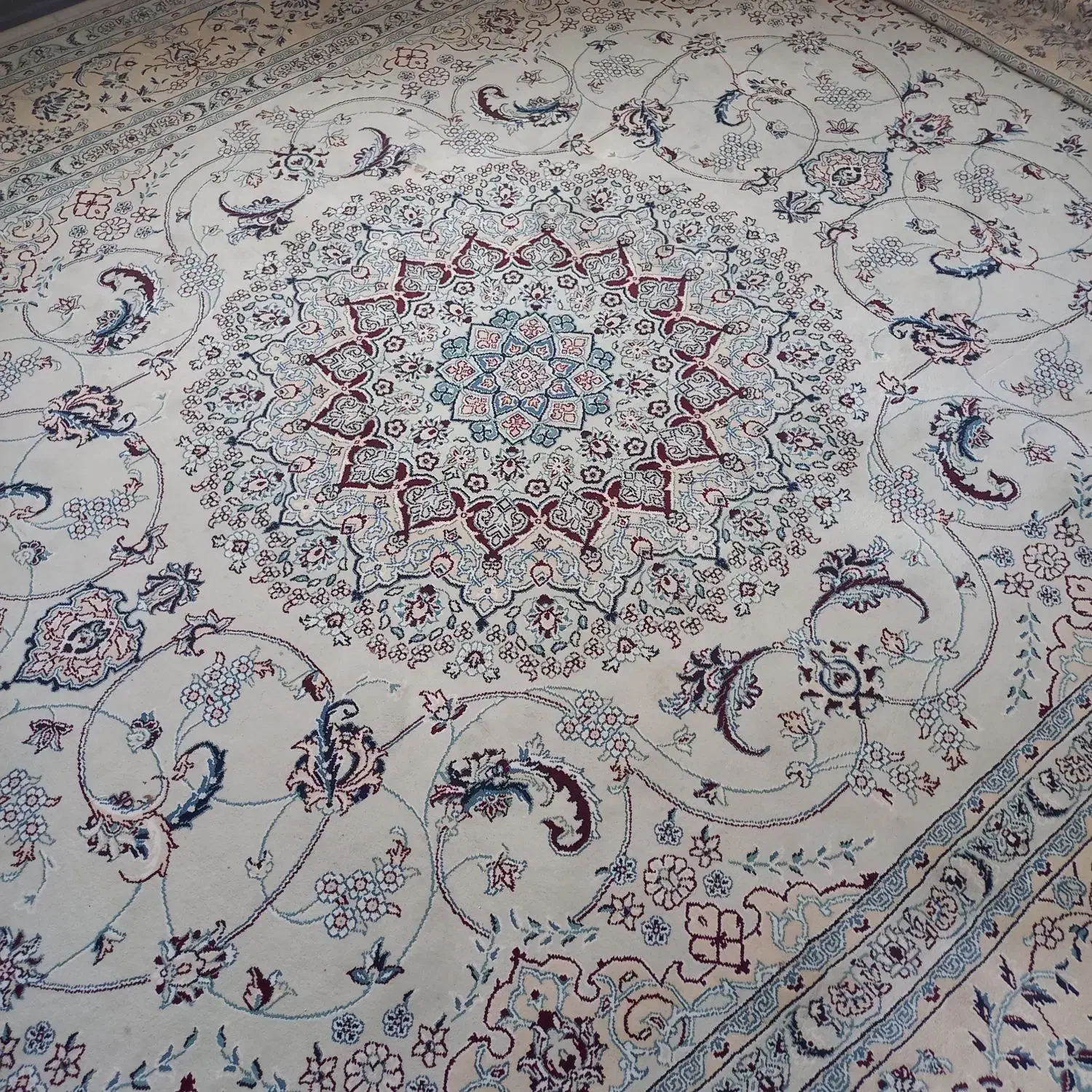 فرش ۹ متری ماشینی|فرش|گرمدره, |دیوار