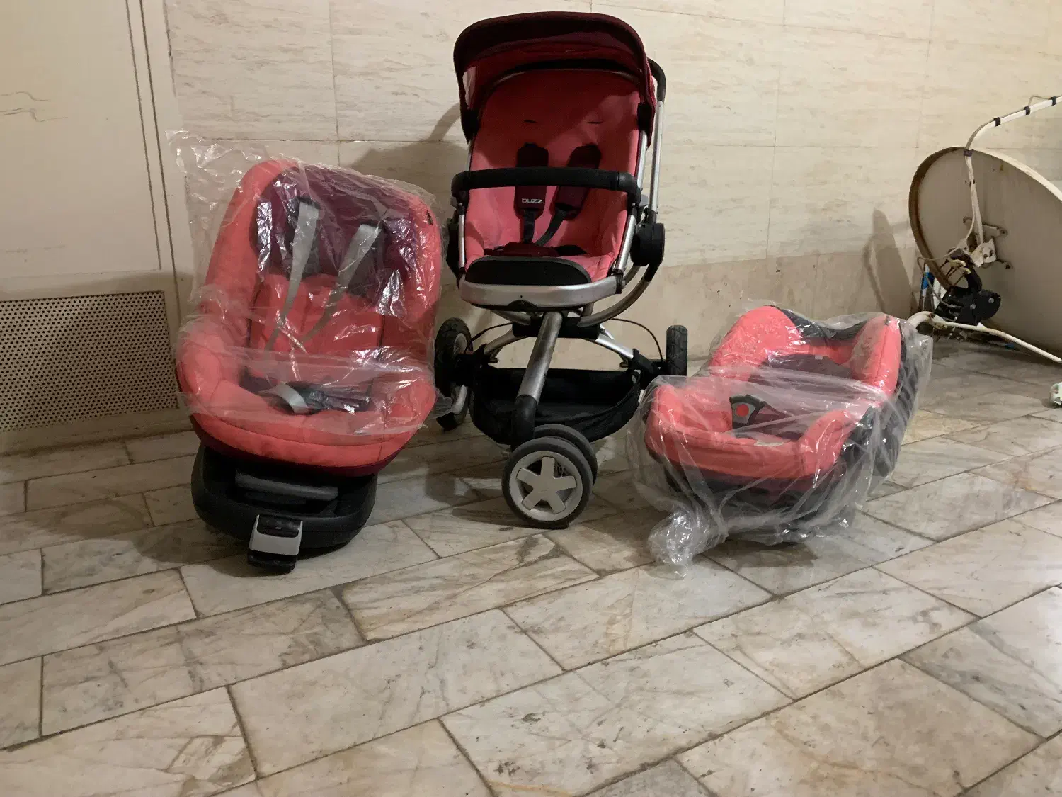 کالسکه / کریر / صندلی ماشین مکسی کوزی|کالسکه و لوازم جانبی|تهران, سردارجنگل|دیوار