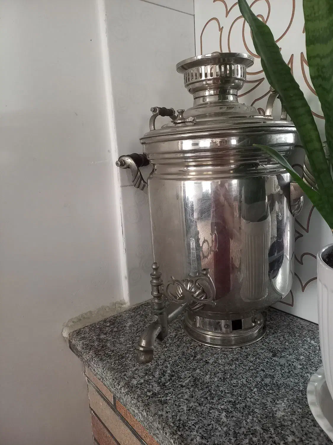 سماور قدیمی ۱۰ لیتری|سماور، چای‌ساز، قهوه‌ساز|بروجرد, |دیوار