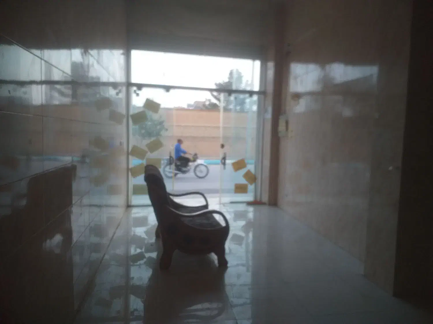 مغازه ۳۴ متری|فروش مغازه و غرفه|برخوار, |دیوار