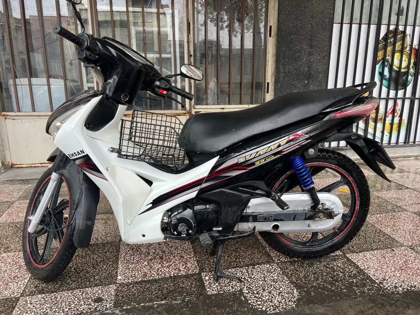 احسان بیکلاج|موتورسیکلت|گنبد کاووس, |دیوار