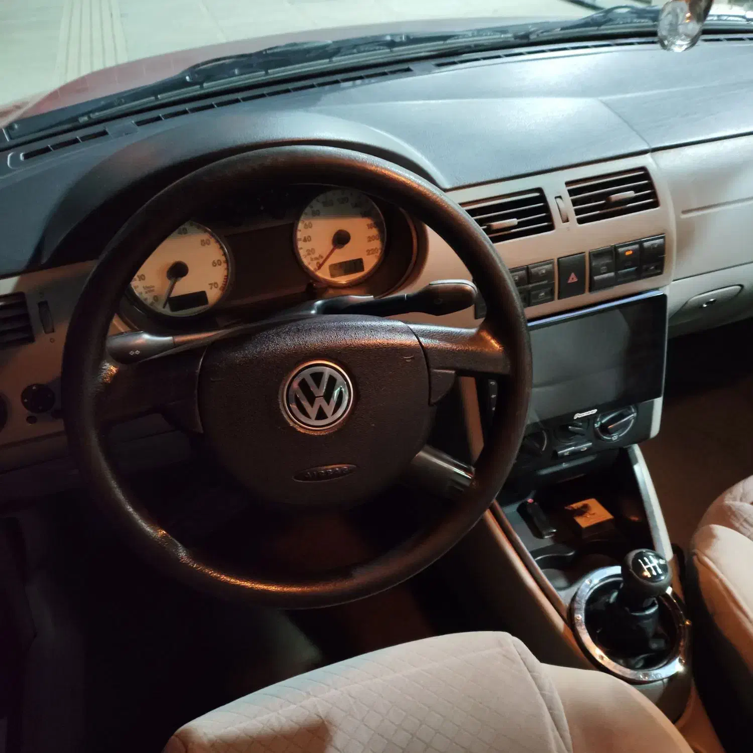 فولوکس گل|خودرو سواری و وانت|کرج, شهرک ولیعصر|دیوار