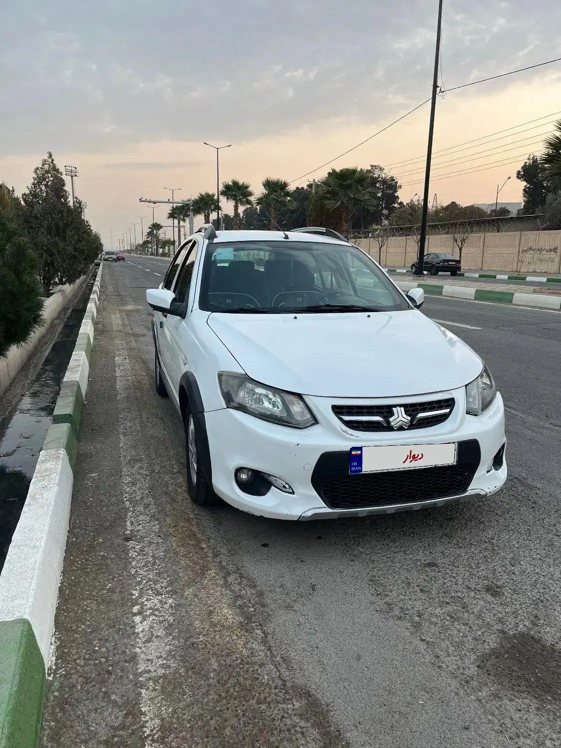 کوییک ۹۸|خودرو سواری و وانت|باقرشهر, |دیوار