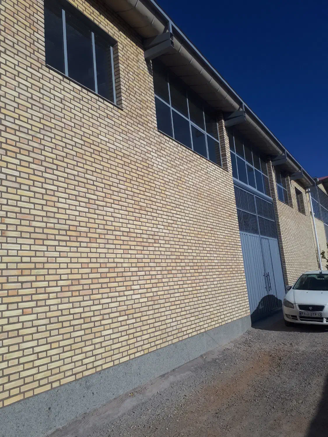 سالن ۳۵۰ مترآرپادرسی|اجارهٔ دفتر صنعتی، کشاورزی، تجاری|تبریز, |دیوار