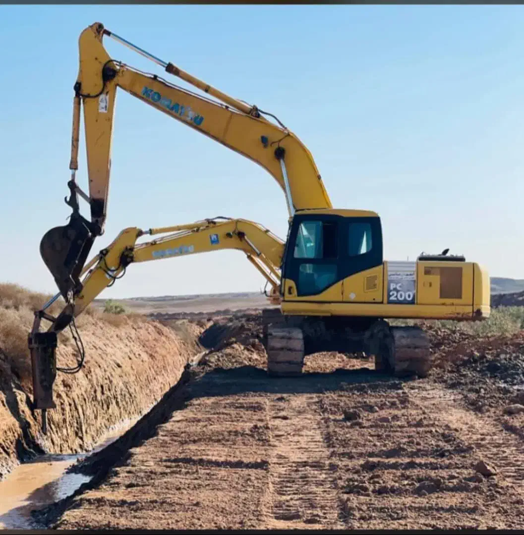 اجاره بیل میکانیکی وکمپرسی|خدمات حمل و نقل|خورموج, |دیوار