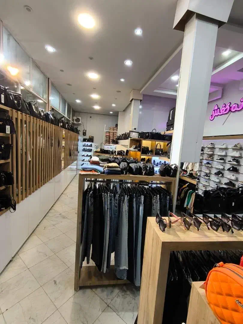 استخدام نیروی کار خانم|استخدام خدمات فروشگاه و رستوران|نطنز, |دیوار