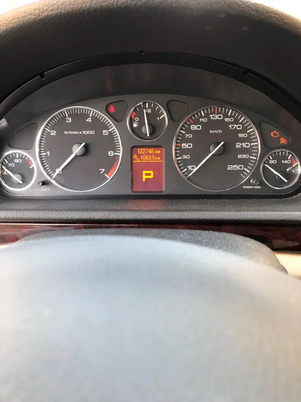 پژو ۴۰۷ بیرنگ|خودرو سواری و وانت|تهران, ونک|دیوار