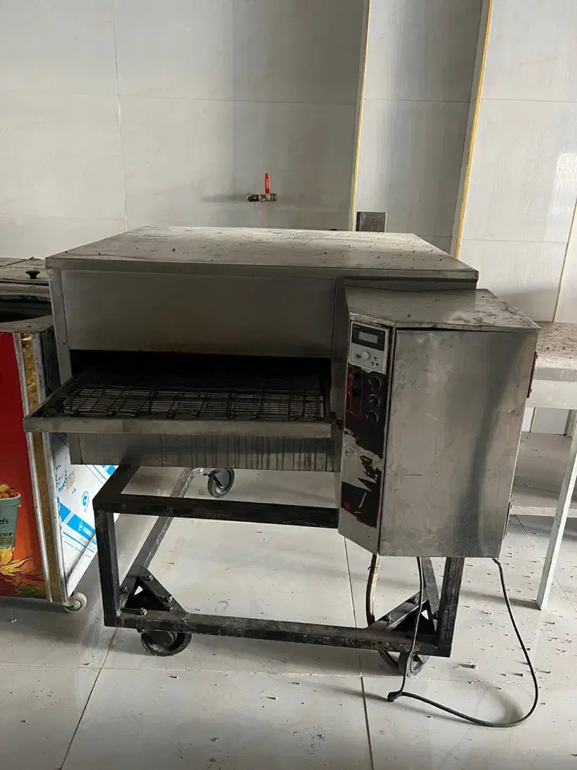 فر پیتزا ریلی نوژن دهنه ی هفتاد|کافیشاپ و رستوران|مراغه, |دیوار