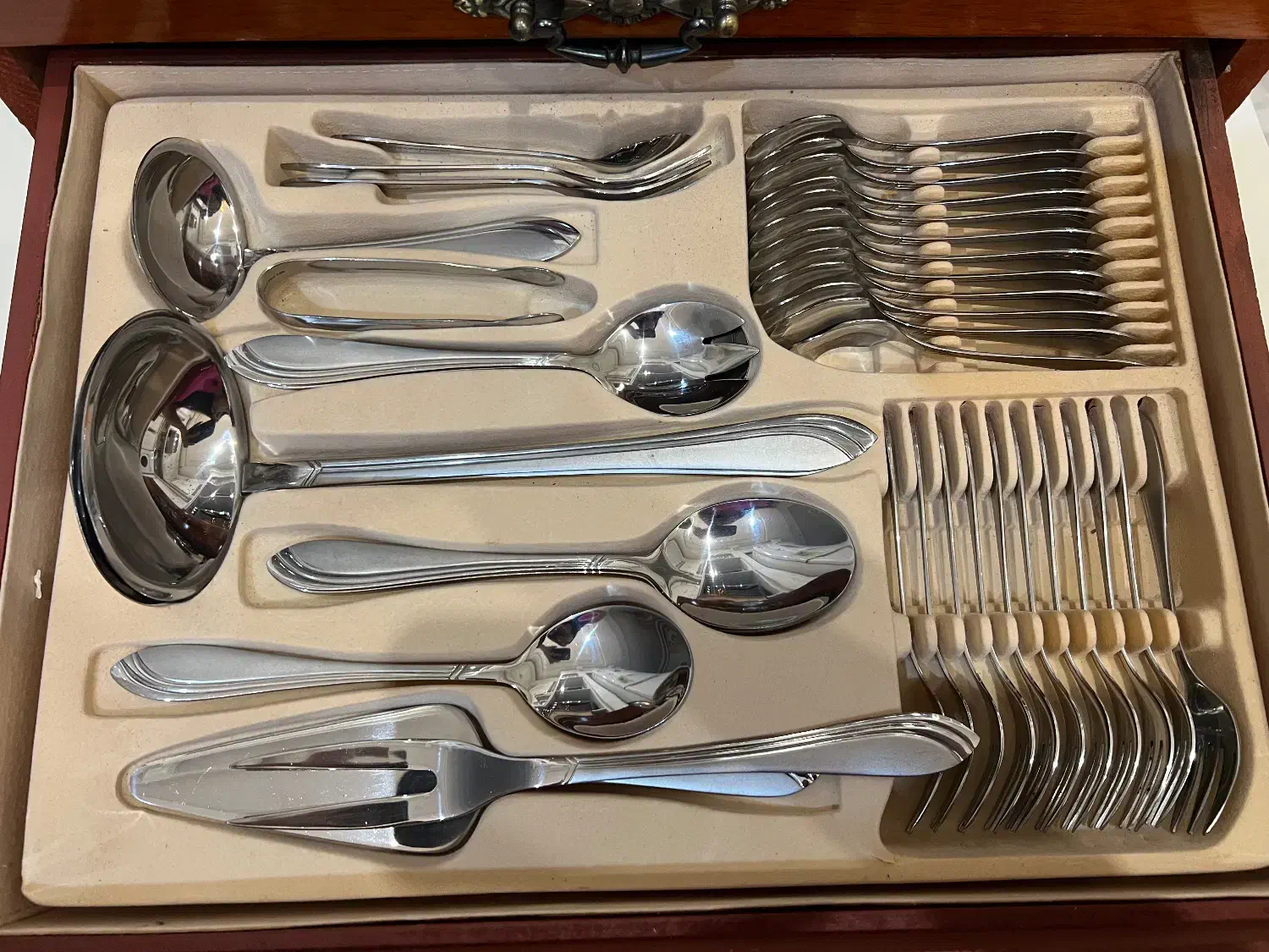 سرویس ۱۲۸ تکه قاشق چنگال مارک ارشیا ( المان)|ظروف سرو و پذیرایی|مشهد, آزادشهر|دیوار