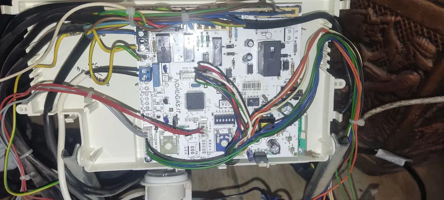 تعمیرات تخصصی پکیج و کولرگازی|خدمات پیشه و مهارت|تبریز, |دیوار