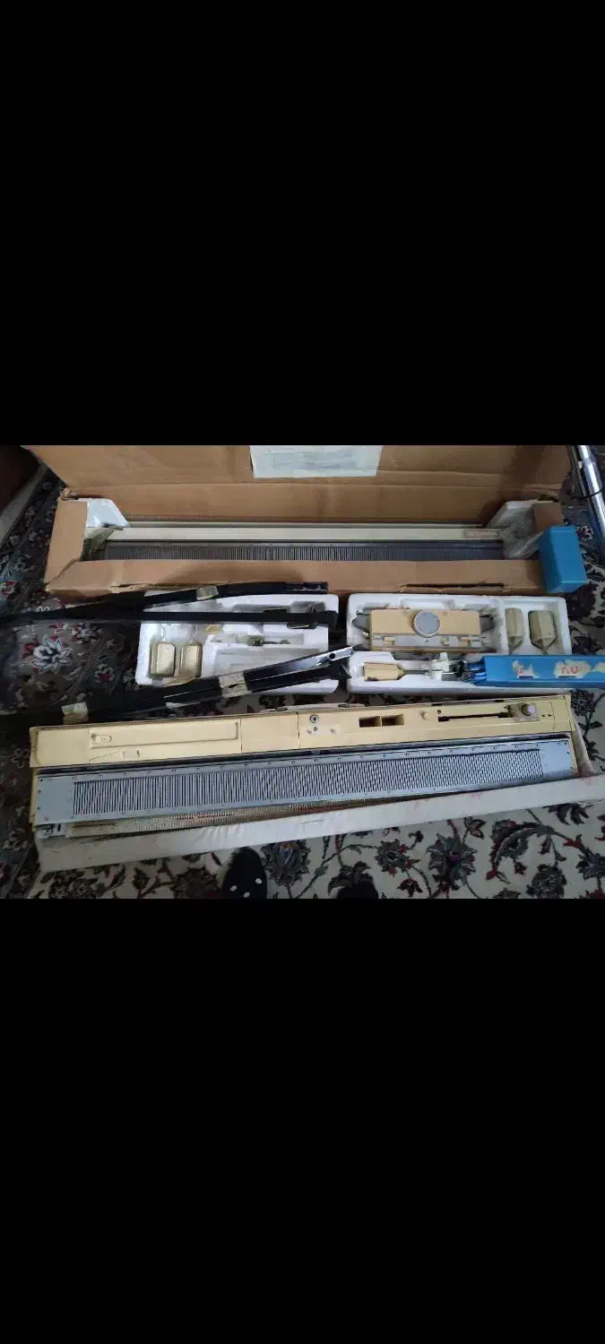 ماشین بافتنی براده|چرخ خیاطی و ریسندگی|شاهین‌شهر, خانه کارگر|دیوار