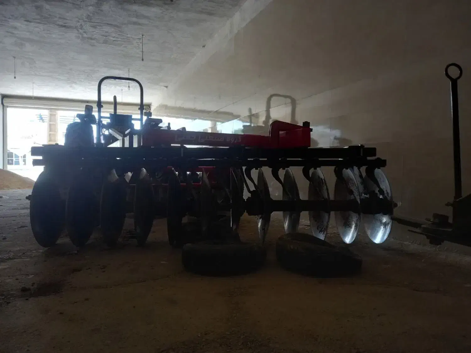 خدمات کشاورزی با تراکتور ۳۹۹ جفت و دیسک|خدمات باغبانی و درختکاری|کوهدشت, |دیوار