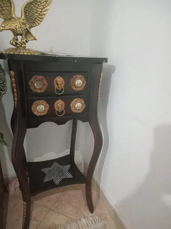 میز تلفن|میز تلفن|دماوند, گیلاوند|دیوار