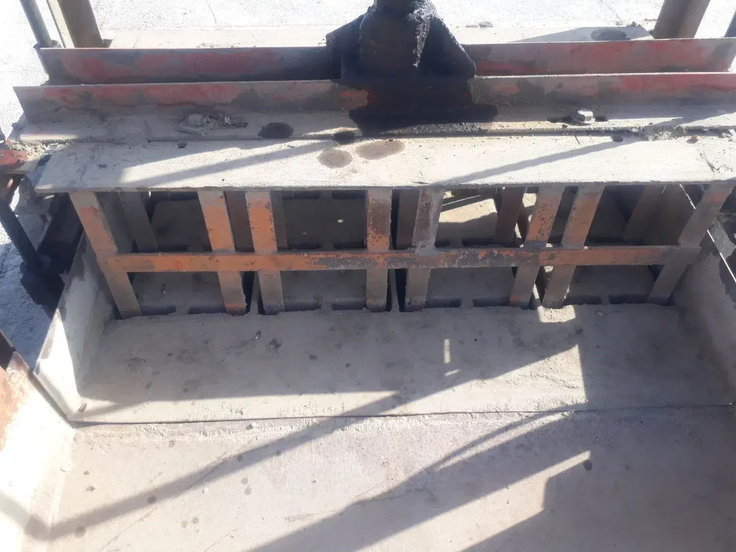 بلوک زن دستی|ابزارآلات|کبودرآهنگ, |دیوار