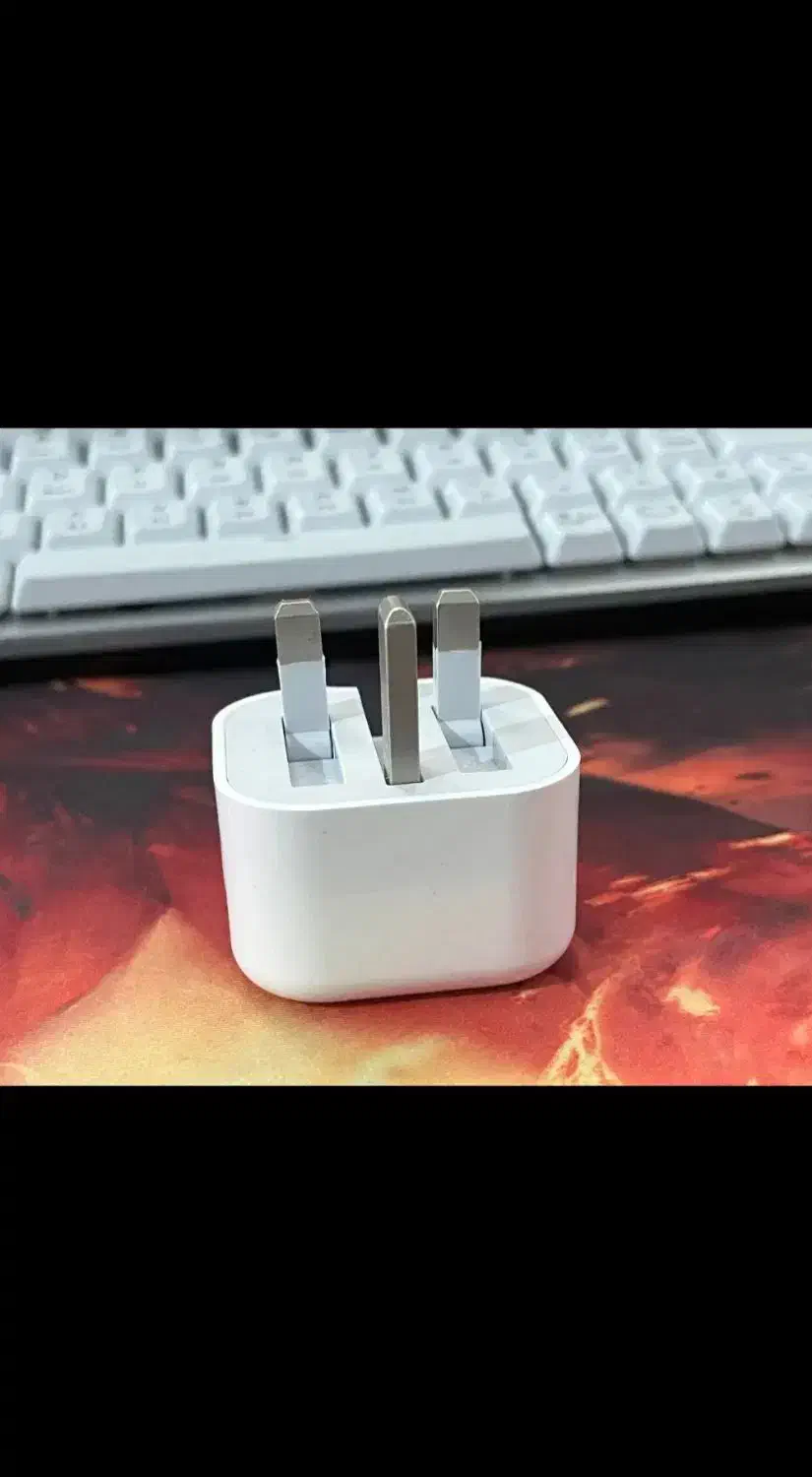 فلش 16،8گیک استیل. سیم شارژر اپل شارژر|لوازم جانبی موبایل و تبلت|خرمآباد, |دیوار