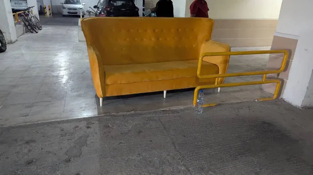 کاناپه (مبلمان) دو عدد سه نفره|مبلمان خانگی و میز عسلی|شیراز, کوی وحدت|دیوار