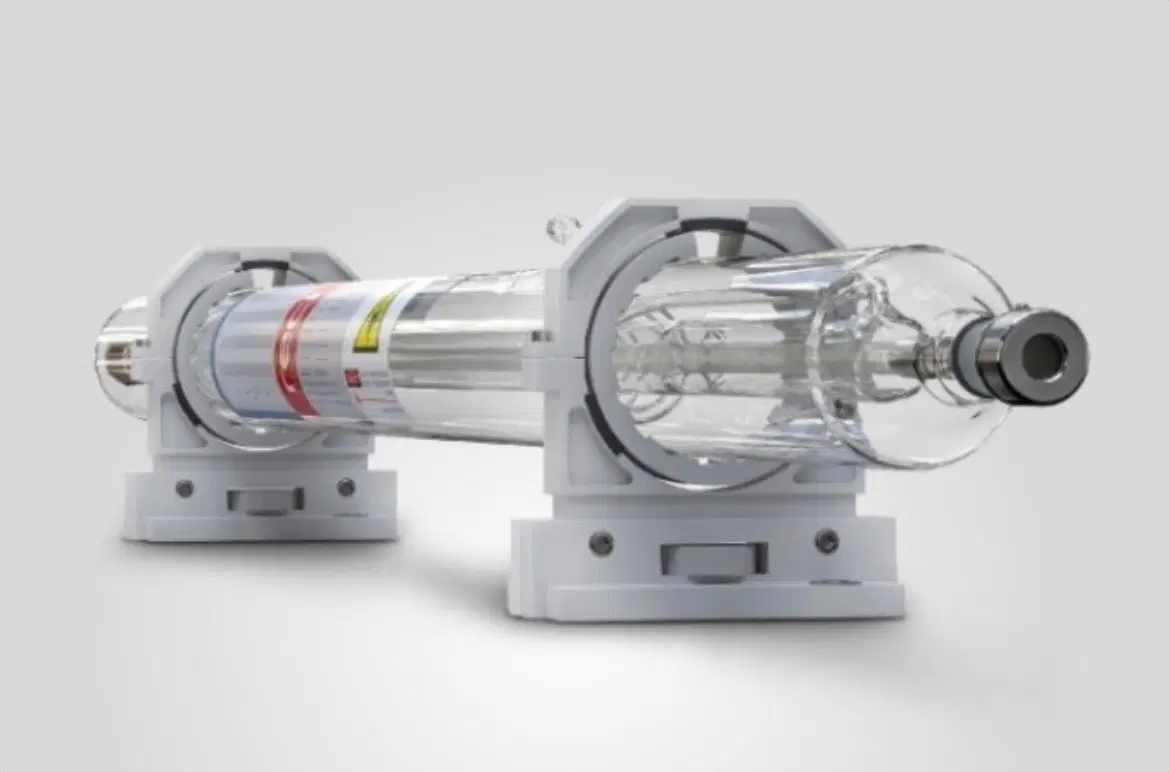 تیوب لیزر CO2 دستگاه برش و حکاکی لیزر|ماشینآلات صنعتی|تهران, پارک شهر|دیوار