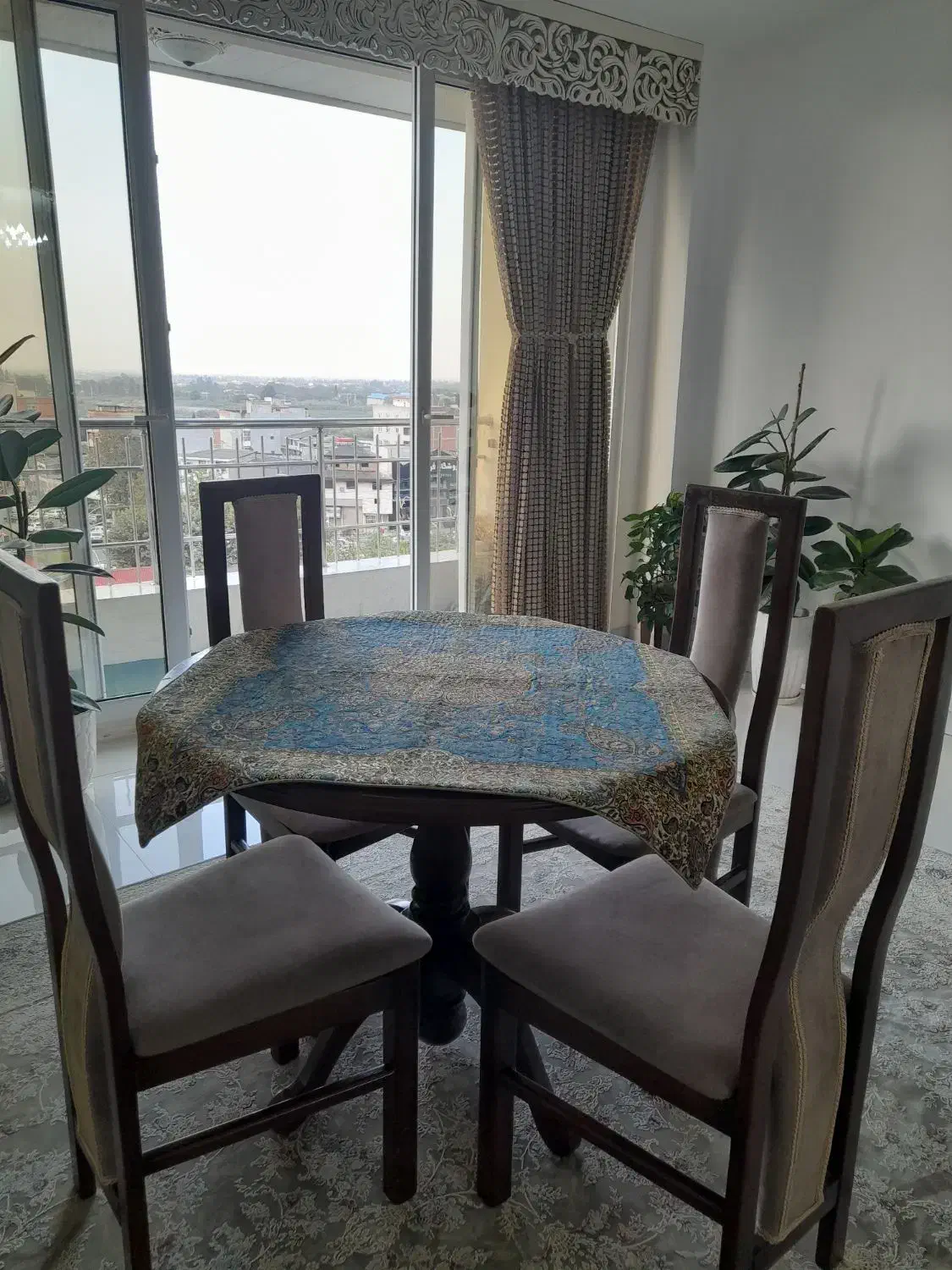 غذاخوری۴ نفره شیک|میز و صندلی غذاخوری|ساری, |دیوار