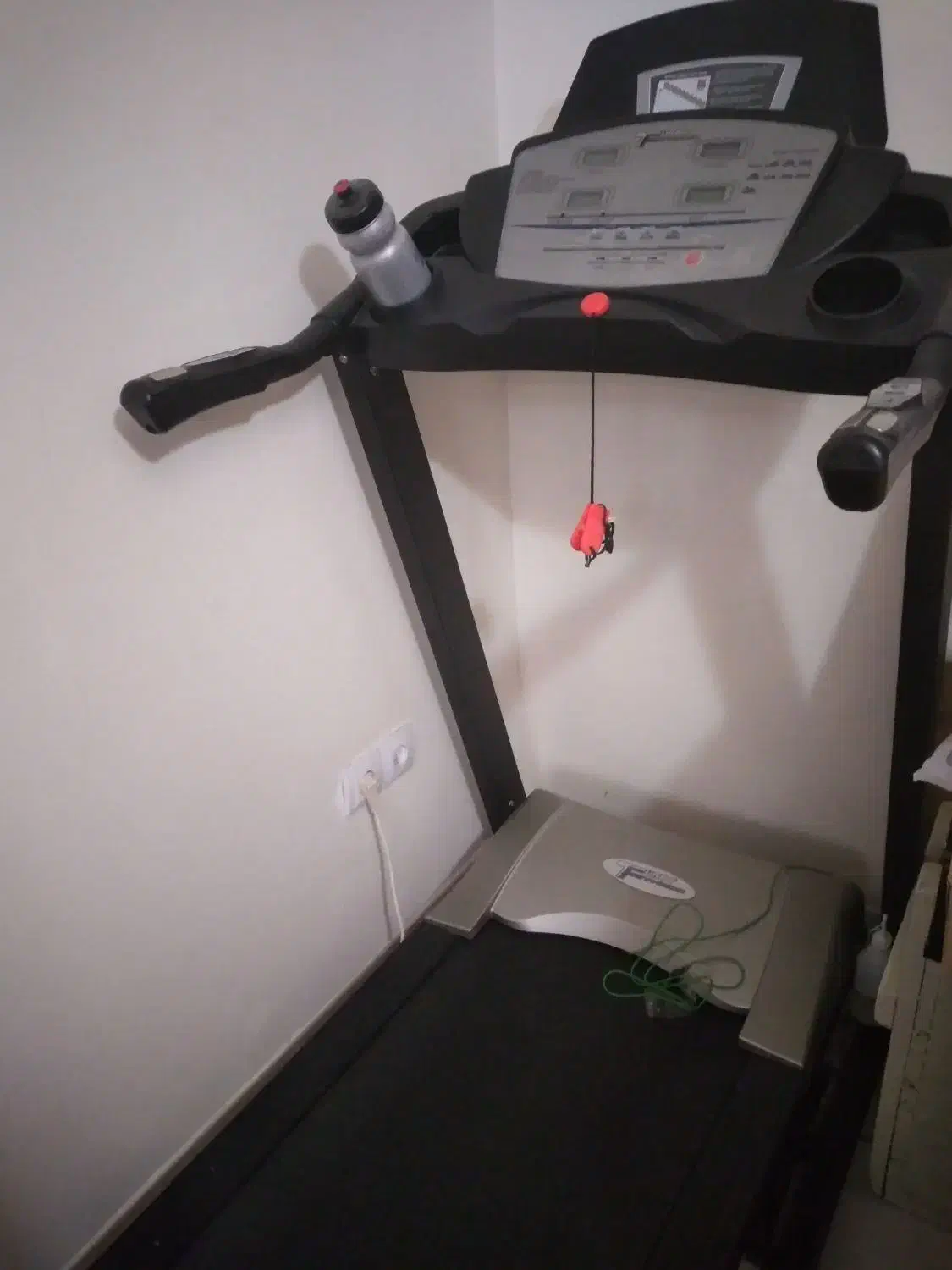 فروش فوری تردمیل توربوفیتنس|تجهیزات ورزشی|پردیس, فاز ۹|دیوار