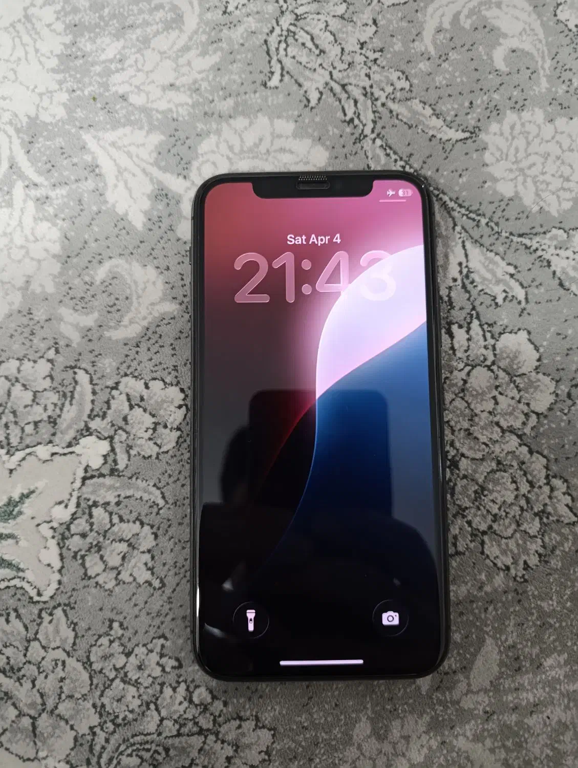 iphone 11pro|موبایل|قم, چهل درخت‎|دیوار