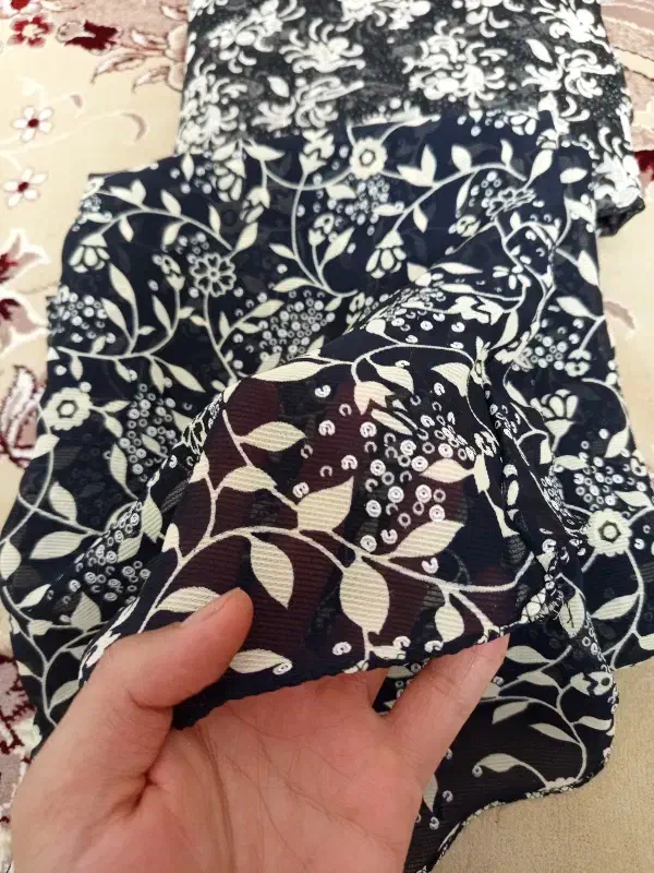 دو قواره چادر رنگی حریر دوخته شده|لباس|مبارکه, |دیوار