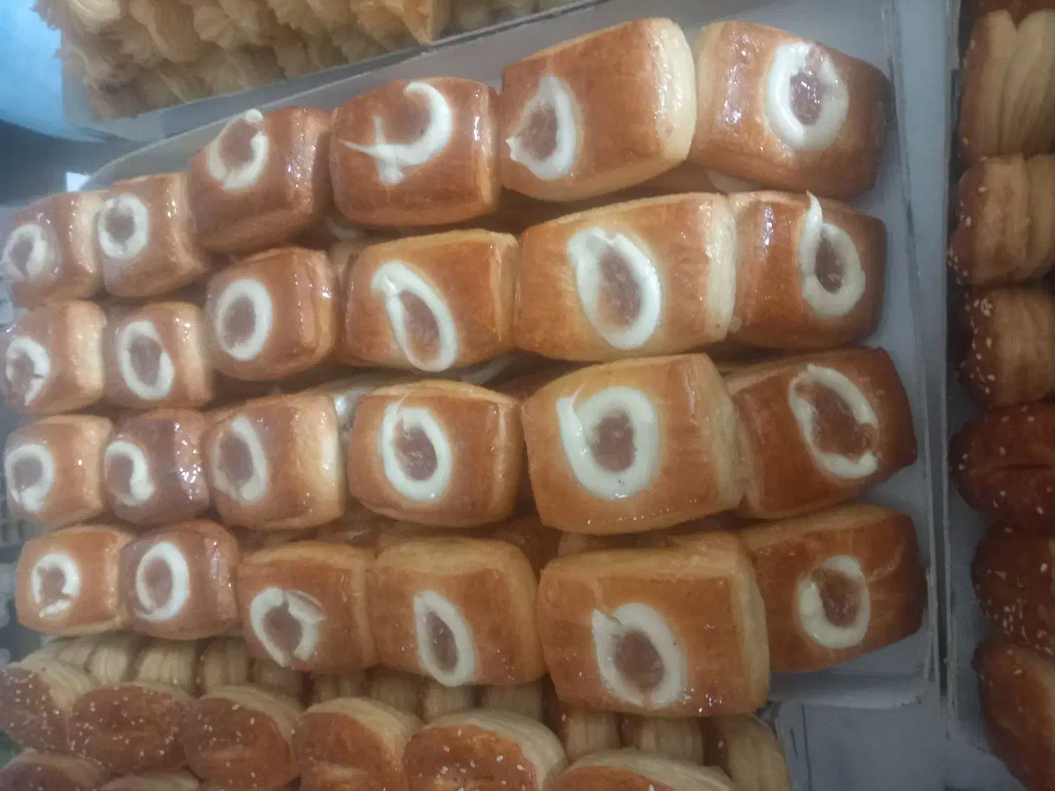 پخش شیرینی خشک|خدمات پذیرایی، مراسم|چهارباغ, |دیوار