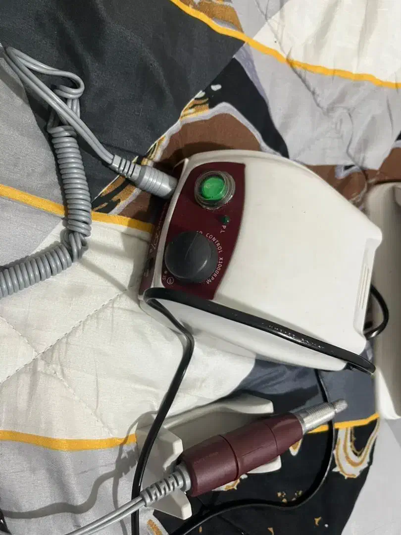 وسایل ناخن|آرایشی، بهداشتی، درمانی|گلوگاه, |دیوار