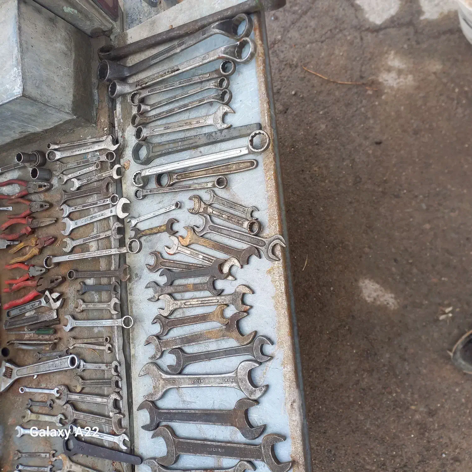 اچار|ابزارآلات|شاهین‌شهر, آرامستان بهشت معصومه|دیوار