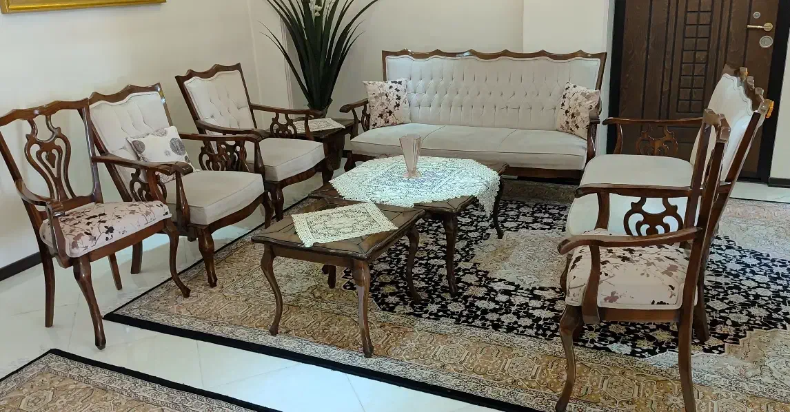 مبلمان ۹ نفره تمیز|مبلمان خانگی و میز عسلی|تهران, هفت چنار|دیوار