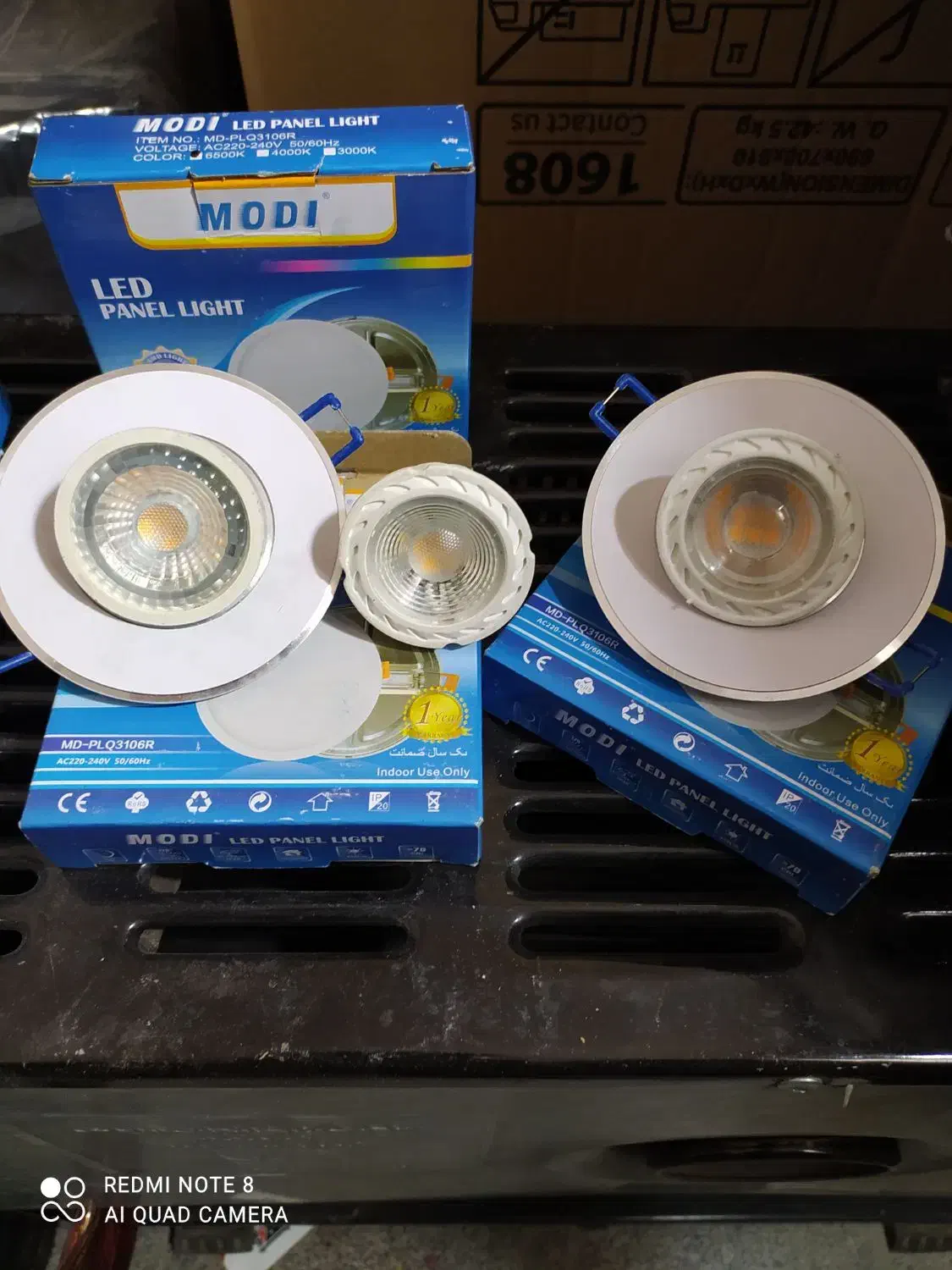 لامپ هالوژن و کم مصرف|لامپ و چراغ|شاهینشهر, عطار|دیوار