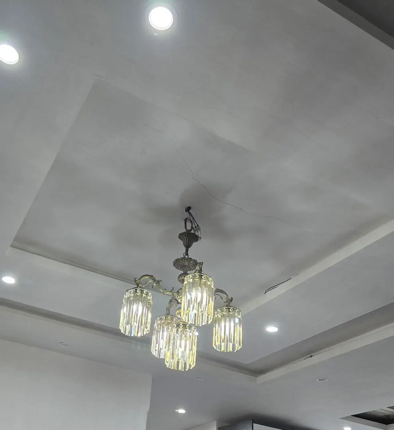 لوستر کریستال ۵ شاخه|لوستر و چراغ آویز|باقرشهر, |دیوار