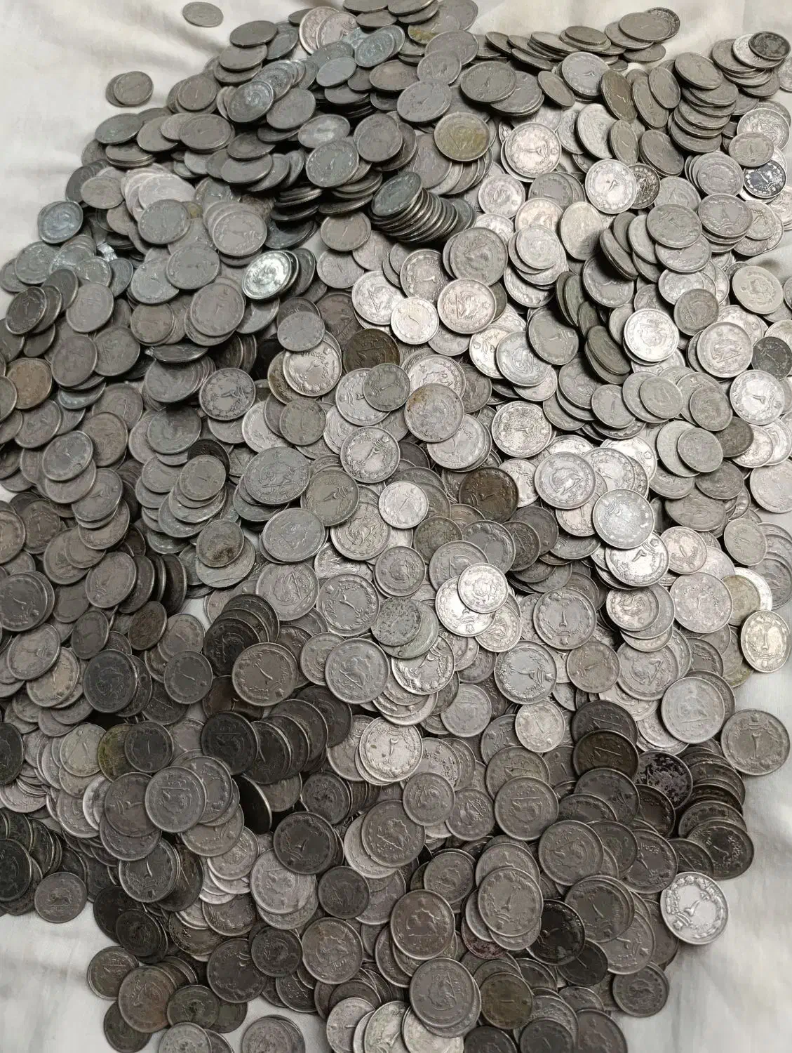 سکه های ۱ ریالی و ۲ ریالی|کلکسیون سکه، تمبر، اسکناس|تهران, زرکش|دیوار