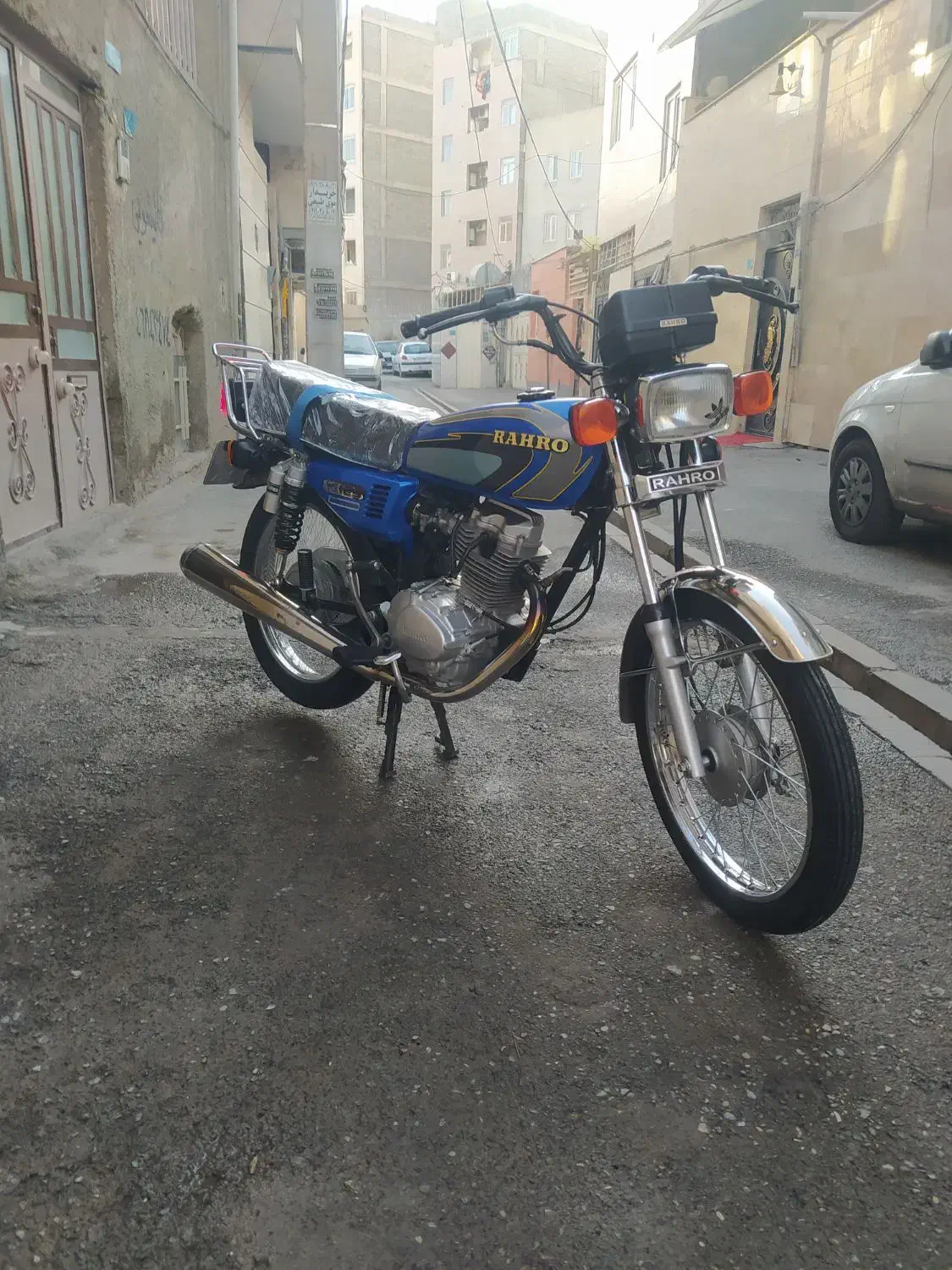 رهرو 125|موتورسیکلت|قدس, شهر‌قدس|دیوار