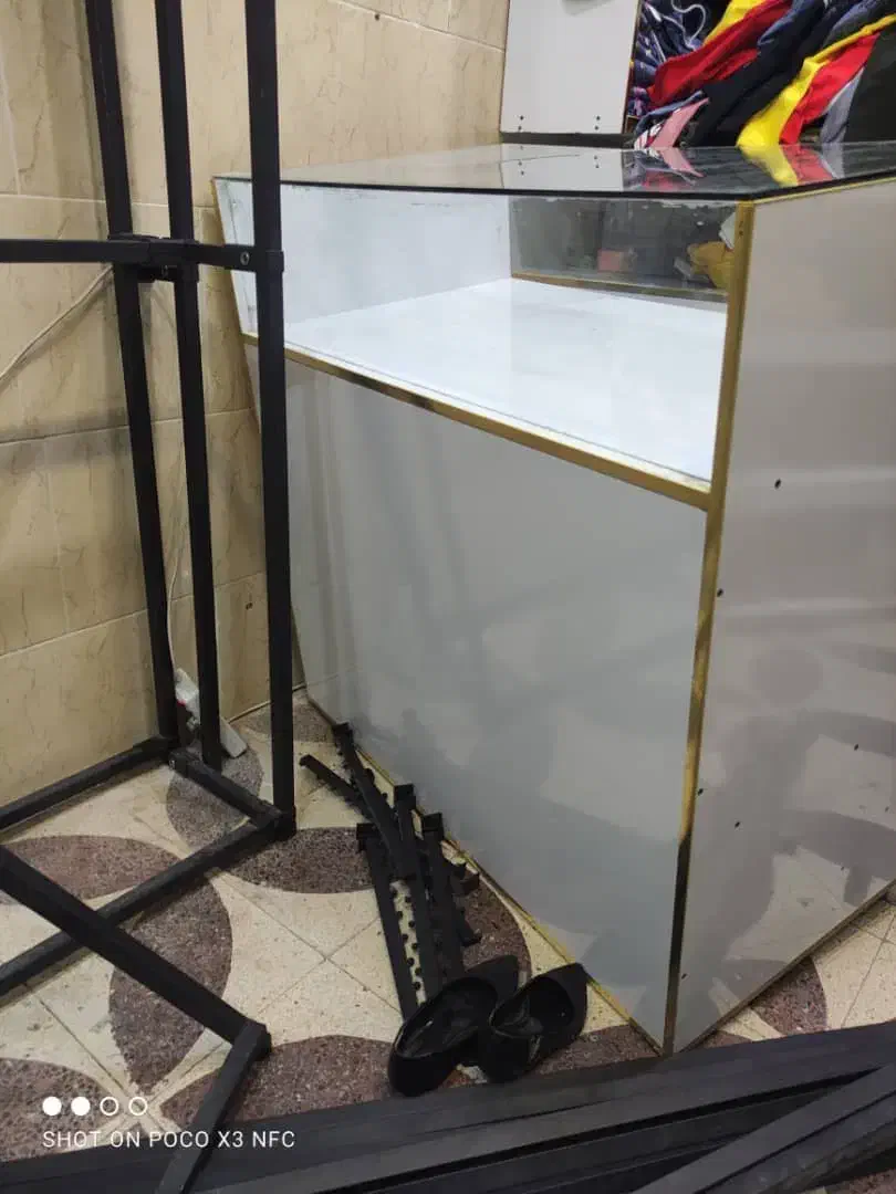 ویترین ام دی اف و قفسه پروفیل|فروشگاه و مغازه|آبپخش, |دیوار