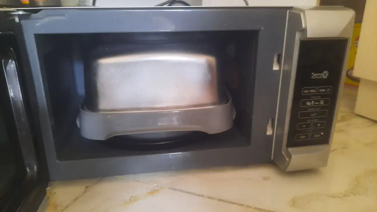 ماکروویو 21لیتری (دلونگی) ایتالیا|اجاق گاز و لوازم برقی پختوپز|کرمانشاه, |دیوار