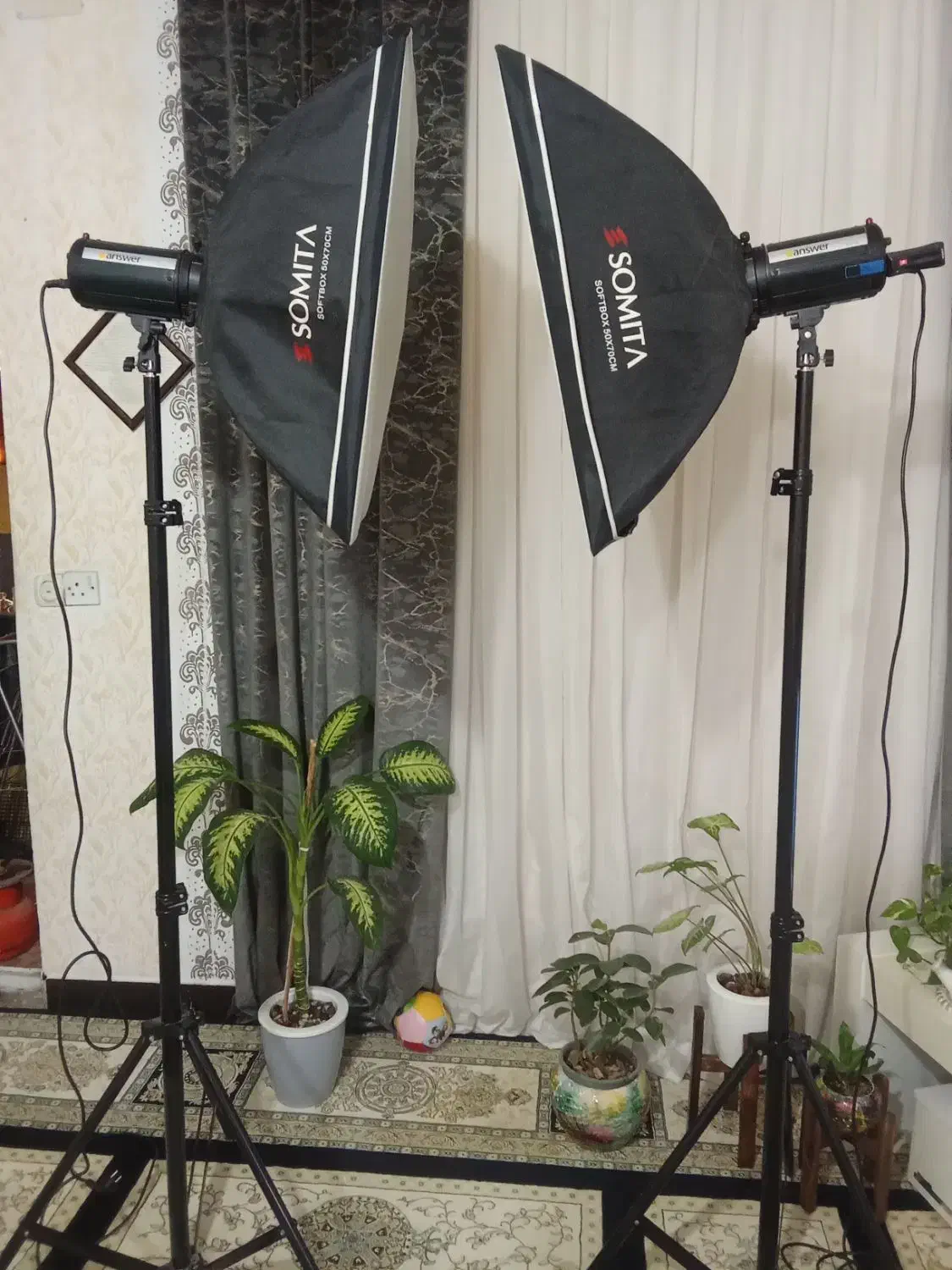 دو عدد فلش آتلیه با سافت باکس ،رادیوفلش|دوربین عکاسی و فیلم‌برداری|اهواز, زیتون کارمندی|دیوار