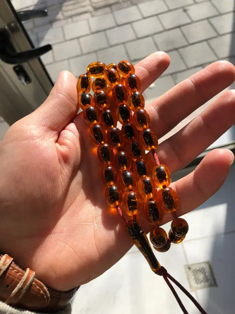 تسبیح|کلکسیون اشیاء عتیقه|سردشت, |دیوار