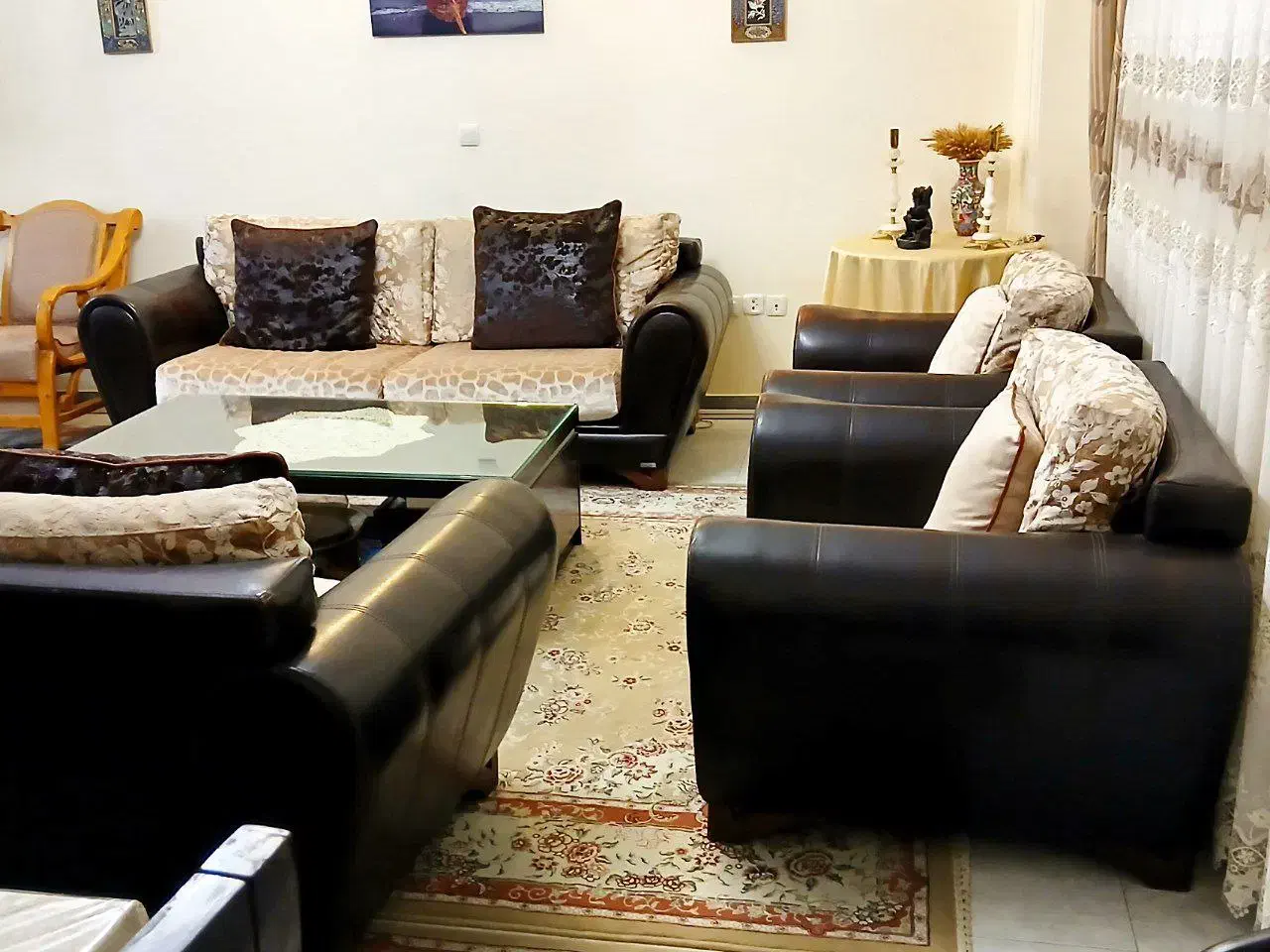 مبل راحتی کار کرده سالم|مبلمان خانگی و میز عسلی|کرج, مصباح|دیوار