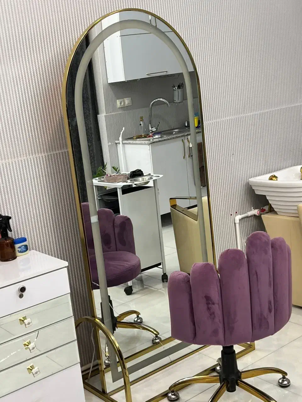 کلیه ی لوازم آرایشگاه درحد نو میباشد .|فروشگاه و مغازه|ماکو, |دیوار