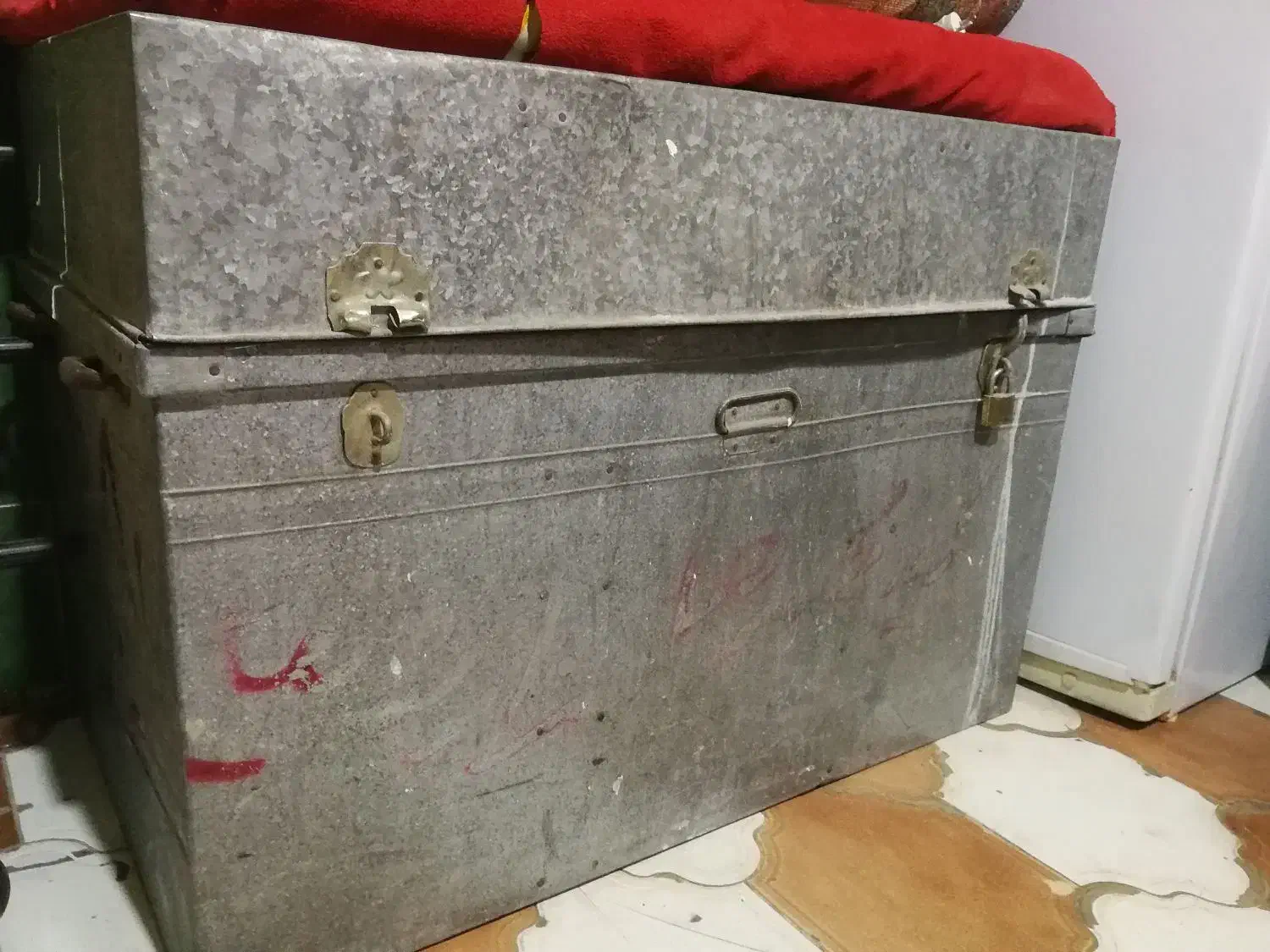 وسایل منزل|مبلمان خانگی و میز عسلی|قم, شهر قائم|دیوار