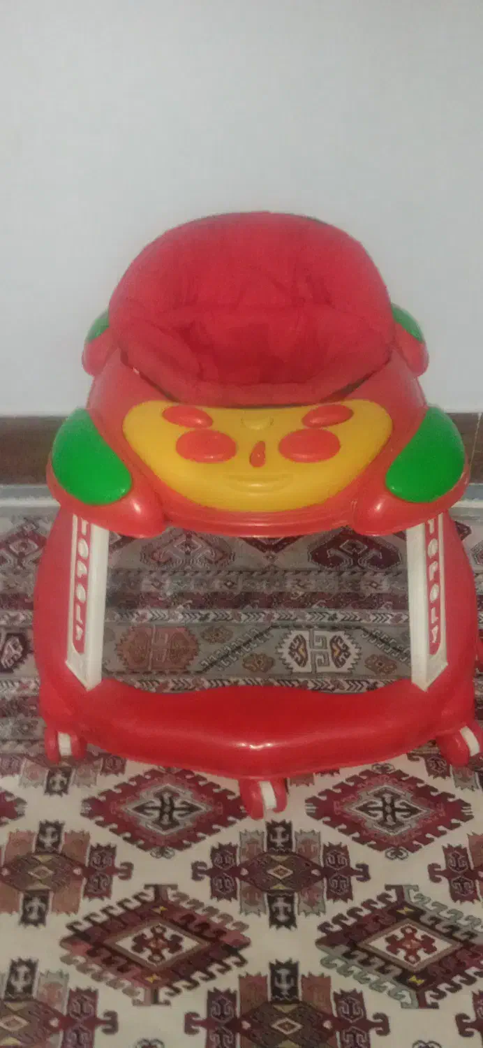 روروک|کالسکه و لوازم جانبی|نگین شهر, |دیوار