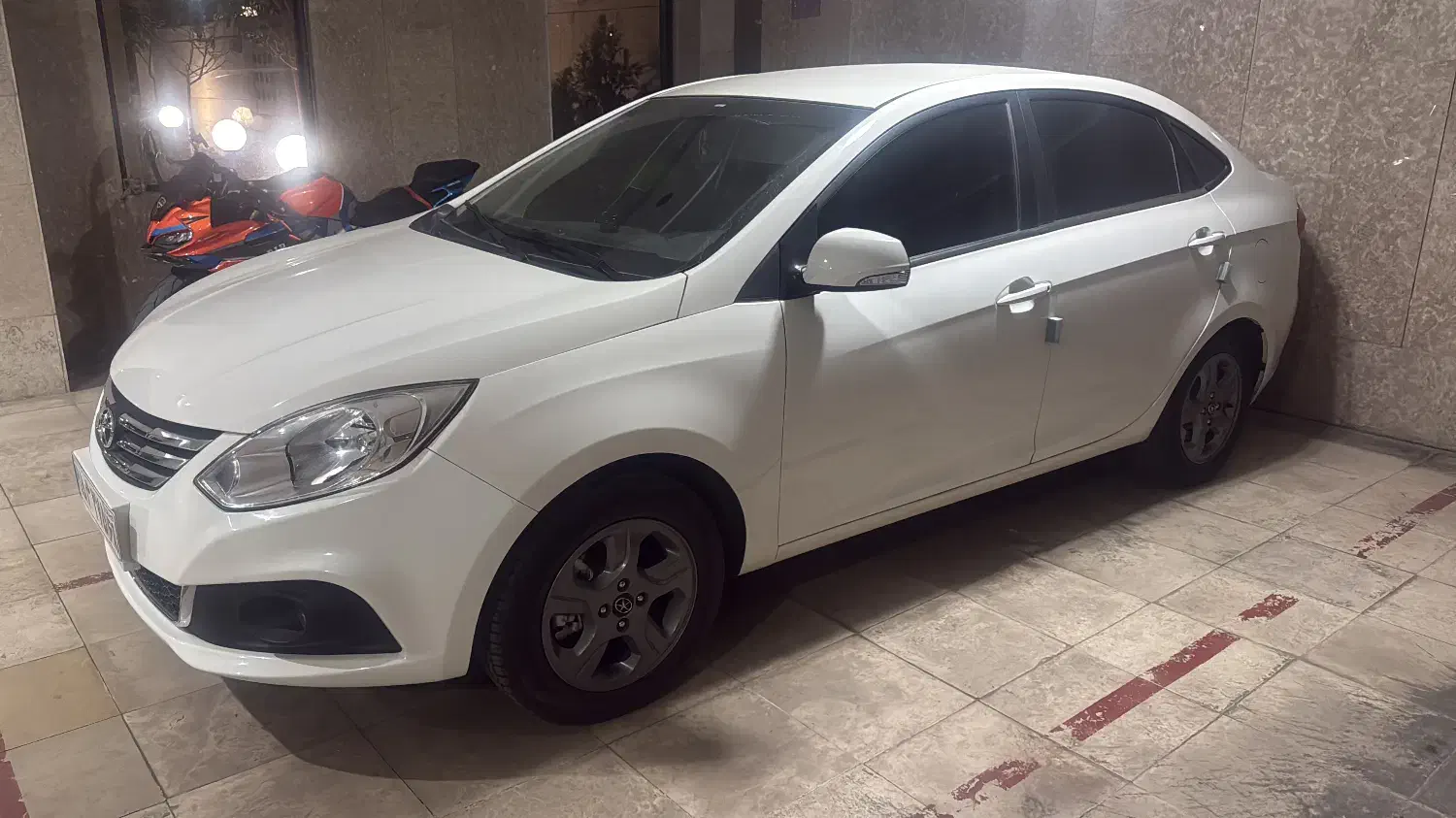 جک جی ۴ مدل ۱۴۰۲ سفید|خودرو سواری و وانت|تهران, شهرک استقلال|دیوار