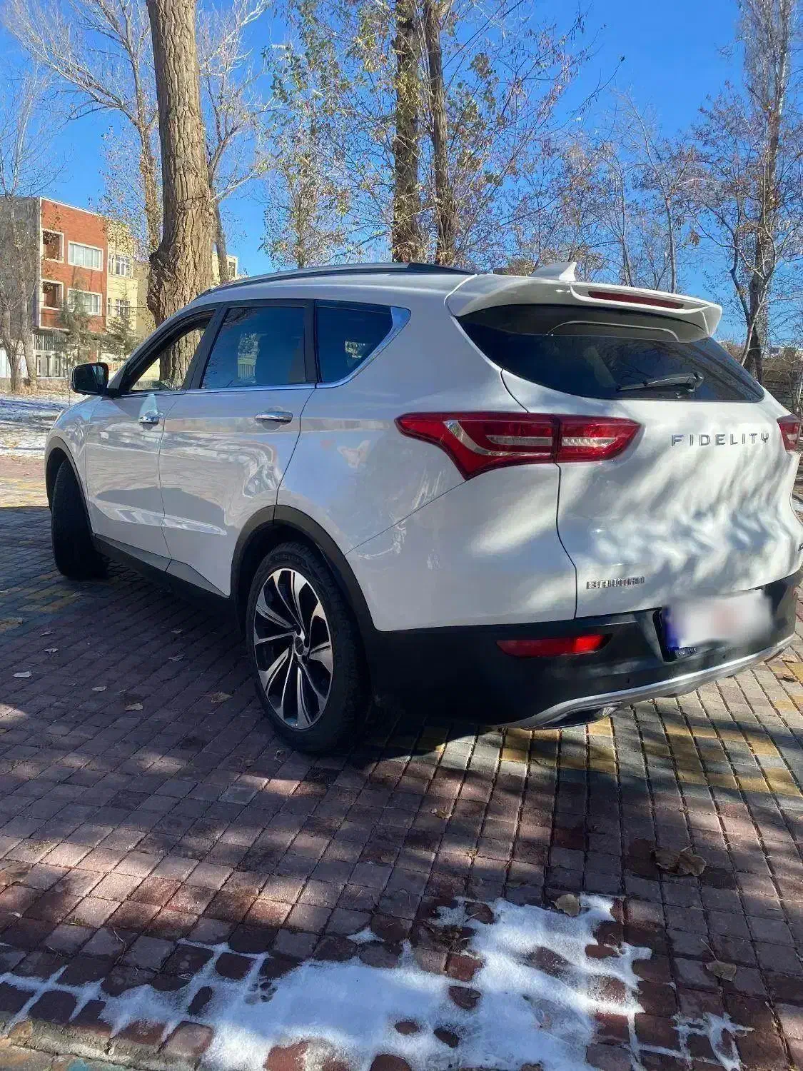 فیدلیتی1401|خودرو سواری و وانت|اردبیل, |دیوار